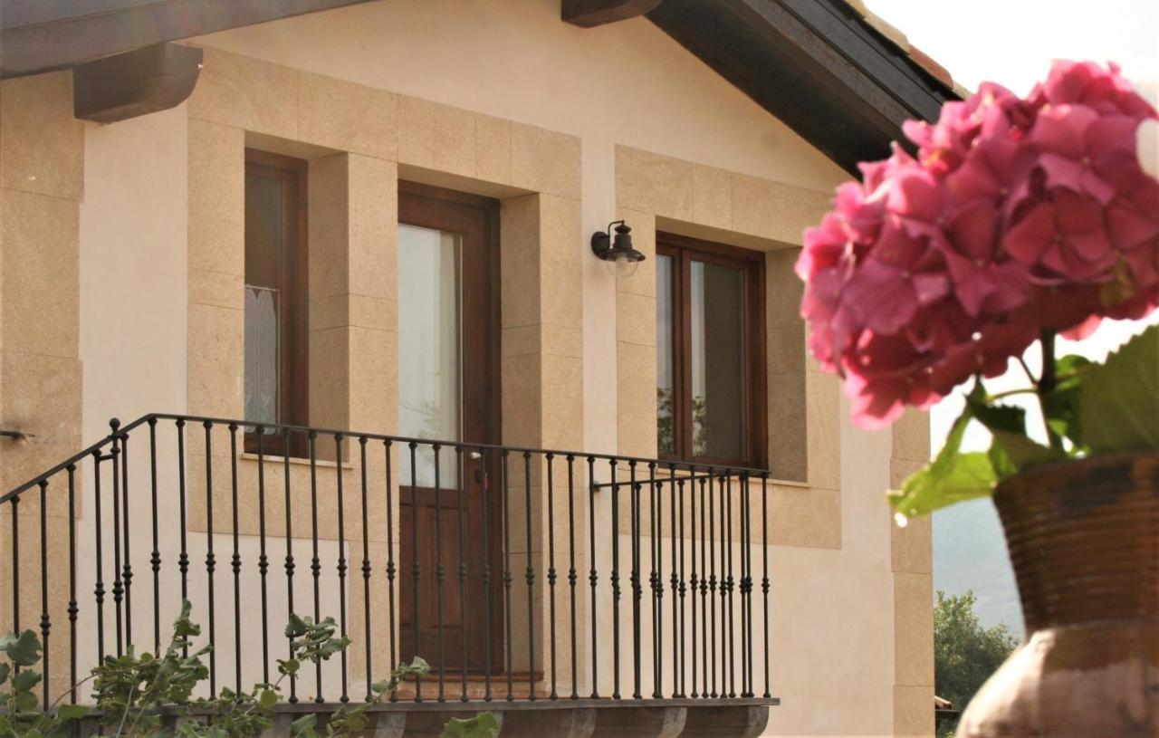 Hostal El Mirador de Casa Guareña Villabascones de Sotoscueva Exterior foto